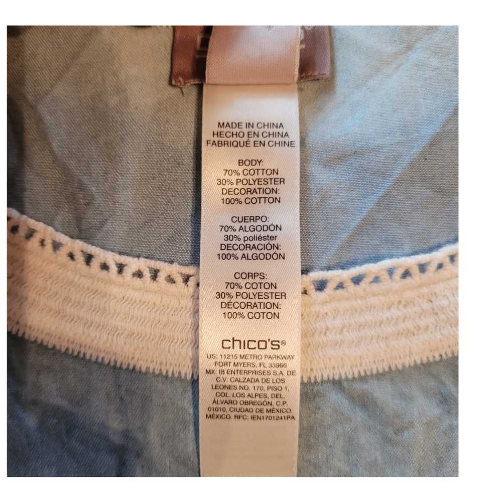 Chico's Chambray Crochet Embroidered Top Size Chico's  2 - Picture 5 of 10